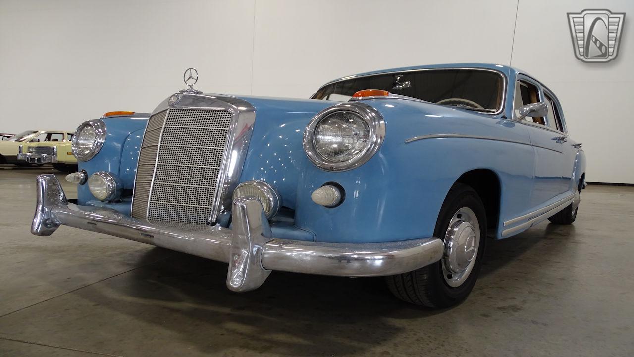 1959 Mercedes - Benz 220S