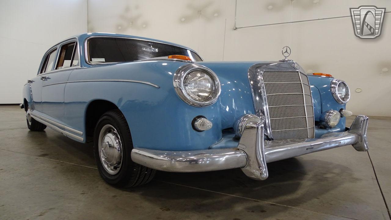 1959 Mercedes - Benz 220S