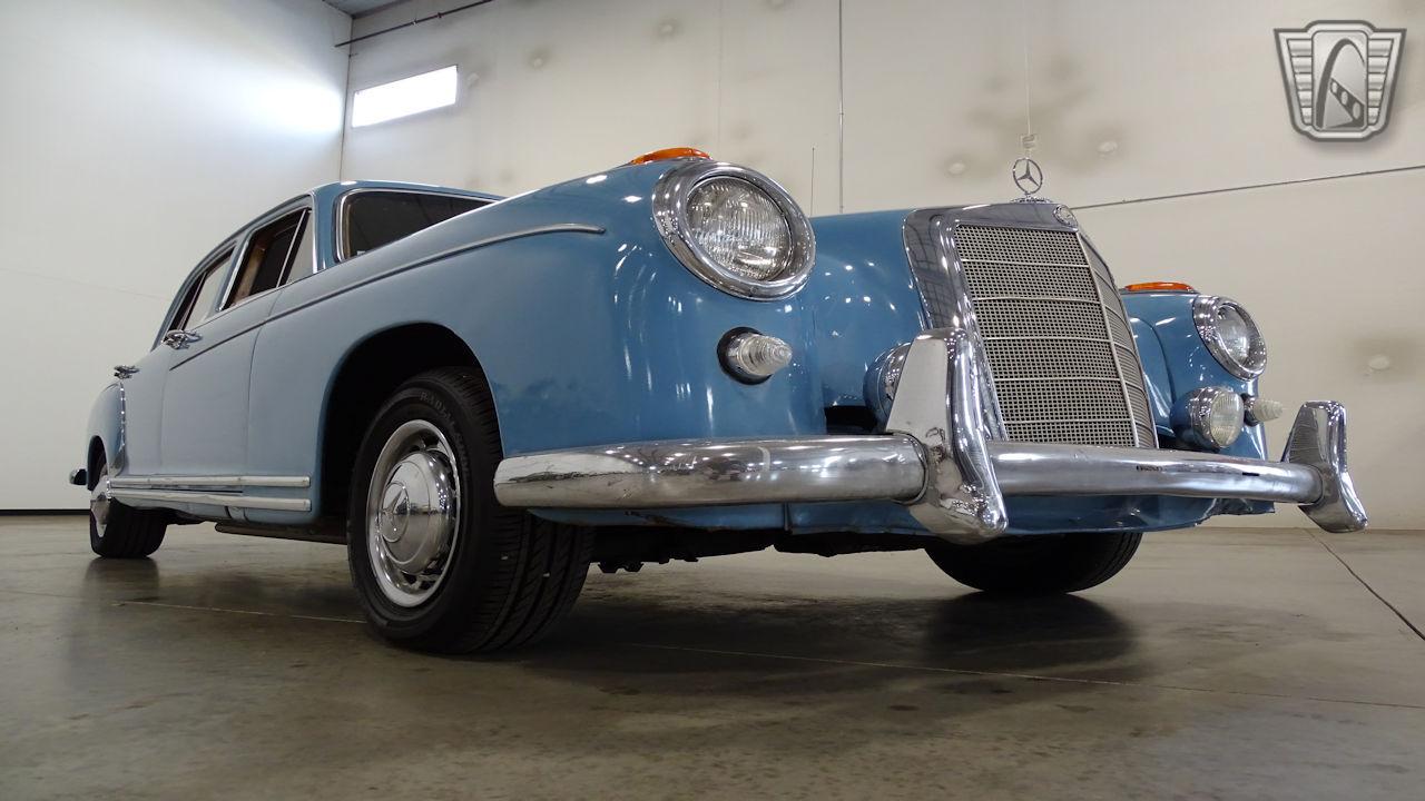 1959 Mercedes - Benz 220S