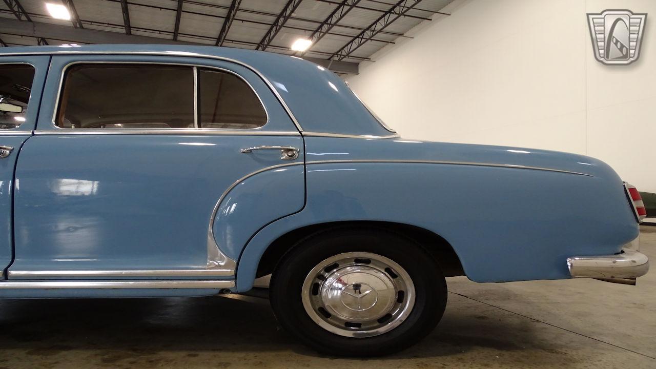 1959 Mercedes - Benz 220S