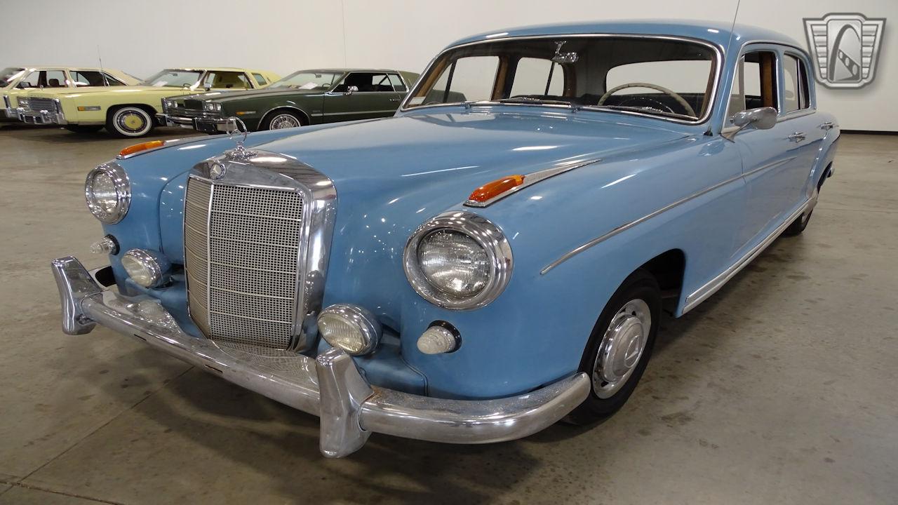 1959 Mercedes - Benz 220S