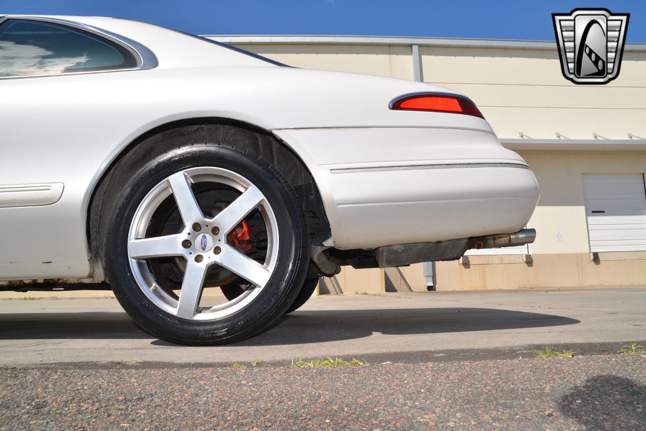 1996 Lincoln Mark VIII