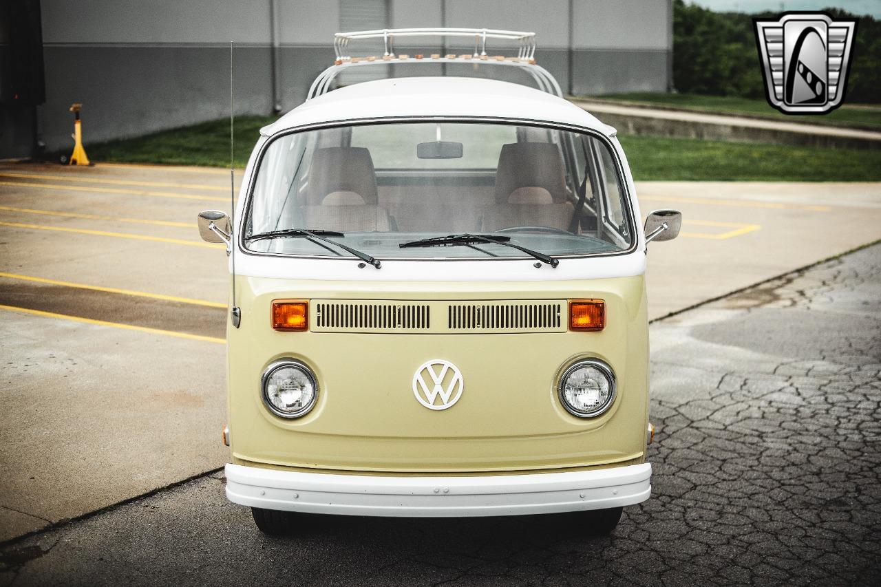 1975 Volkswagen Bus