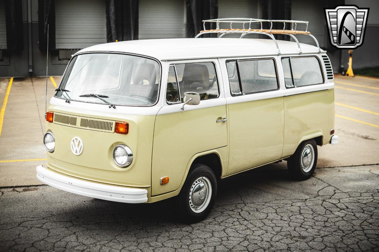 1975 Volkswagen Bus