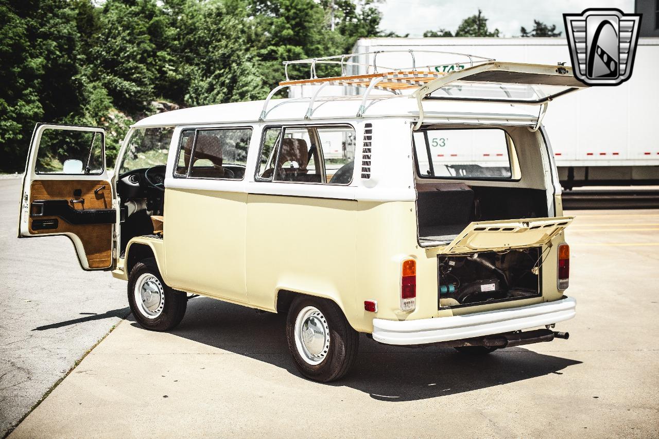 1975 Volkswagen Bus