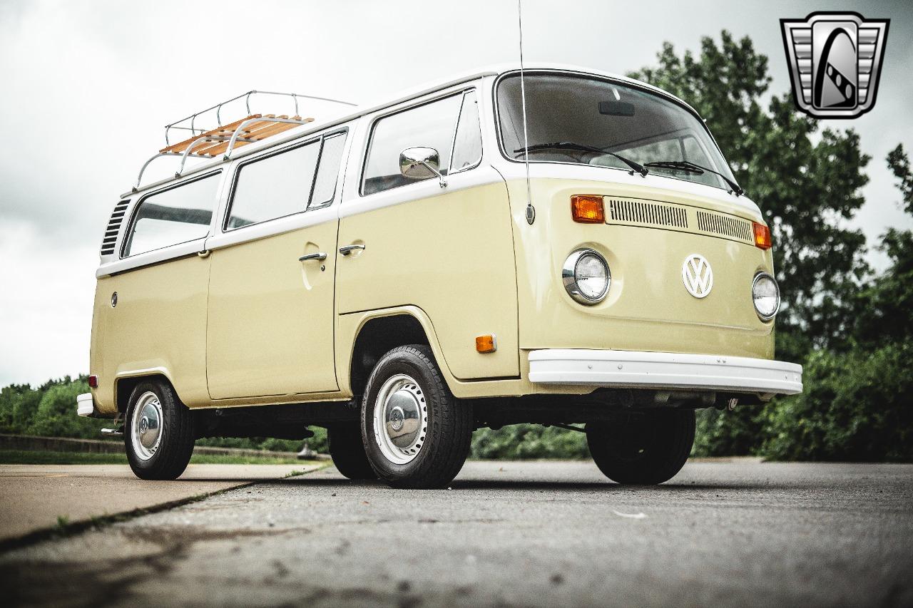 1975 Volkswagen Bus