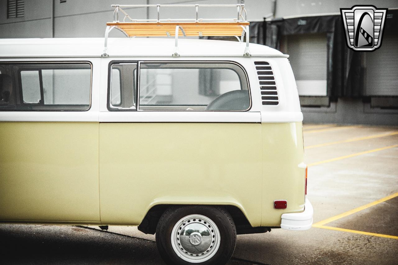 1975 Volkswagen Bus