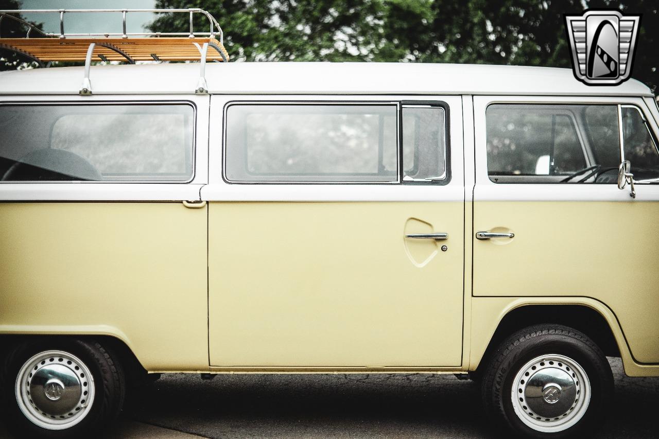 1975 Volkswagen Bus