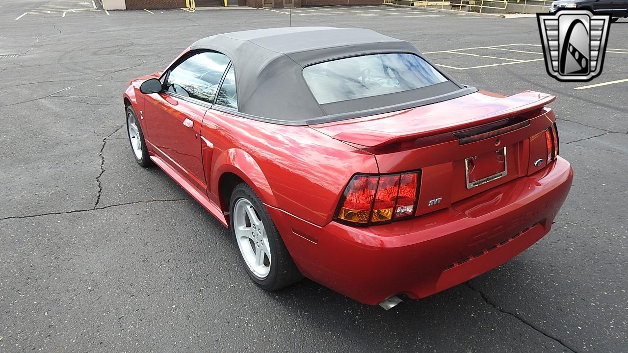 2001 Ford Mustang