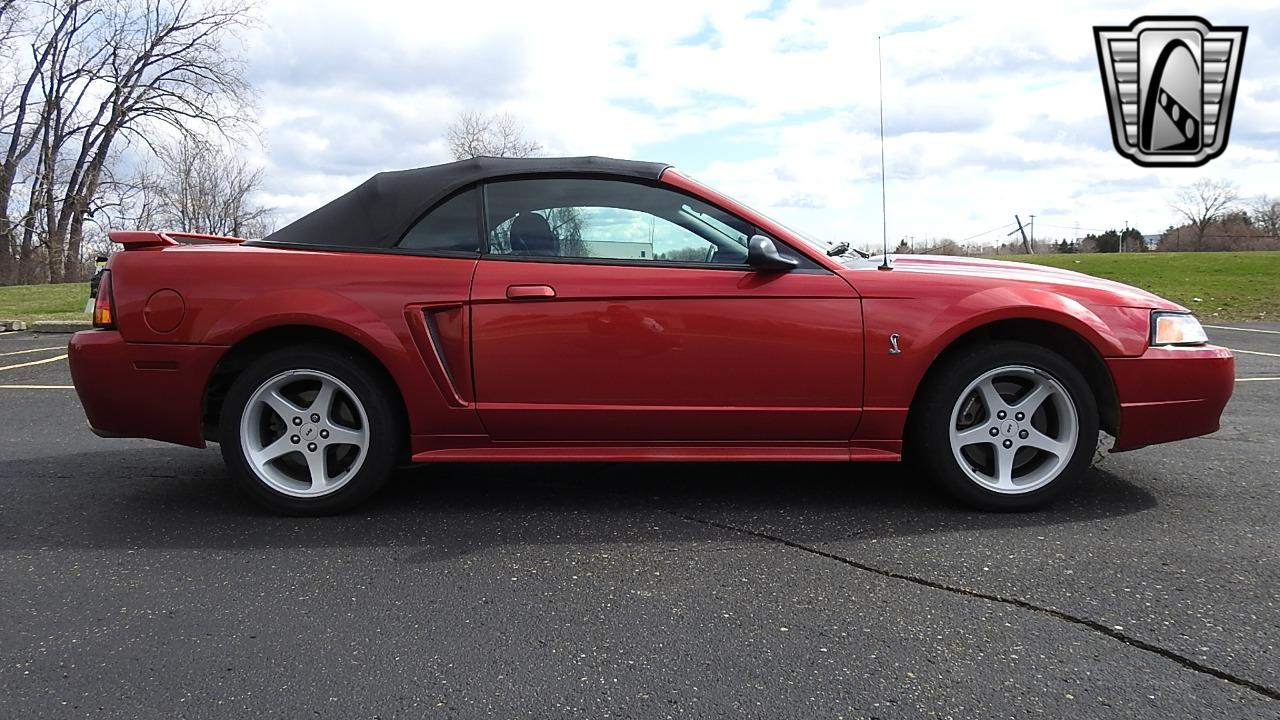 2001 Ford Mustang