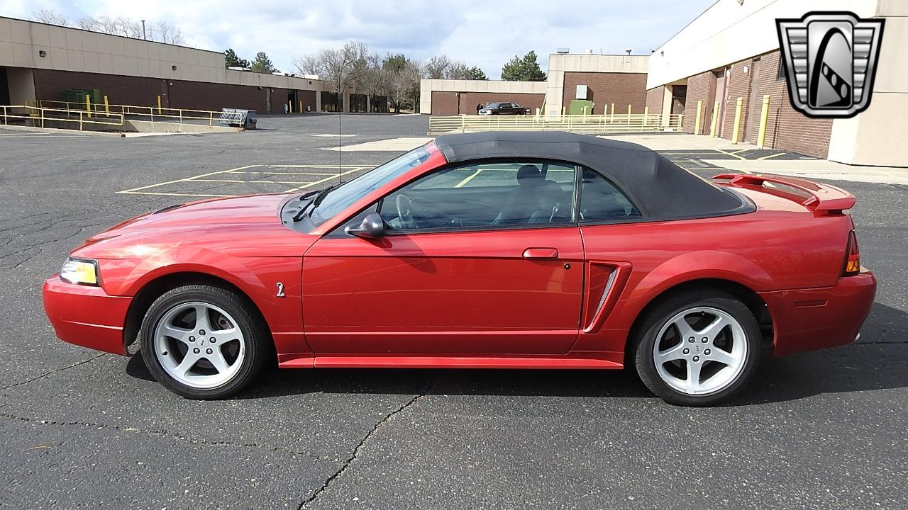 2001 Ford Mustang