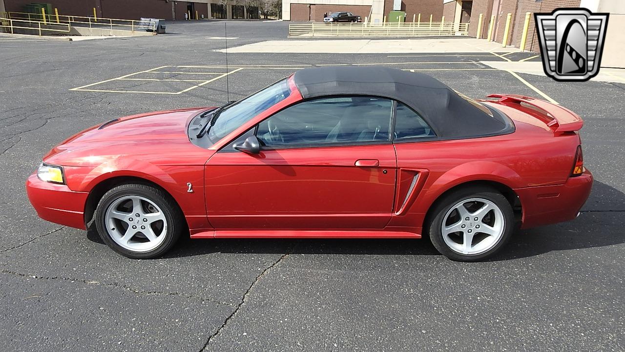 2001 Ford Mustang