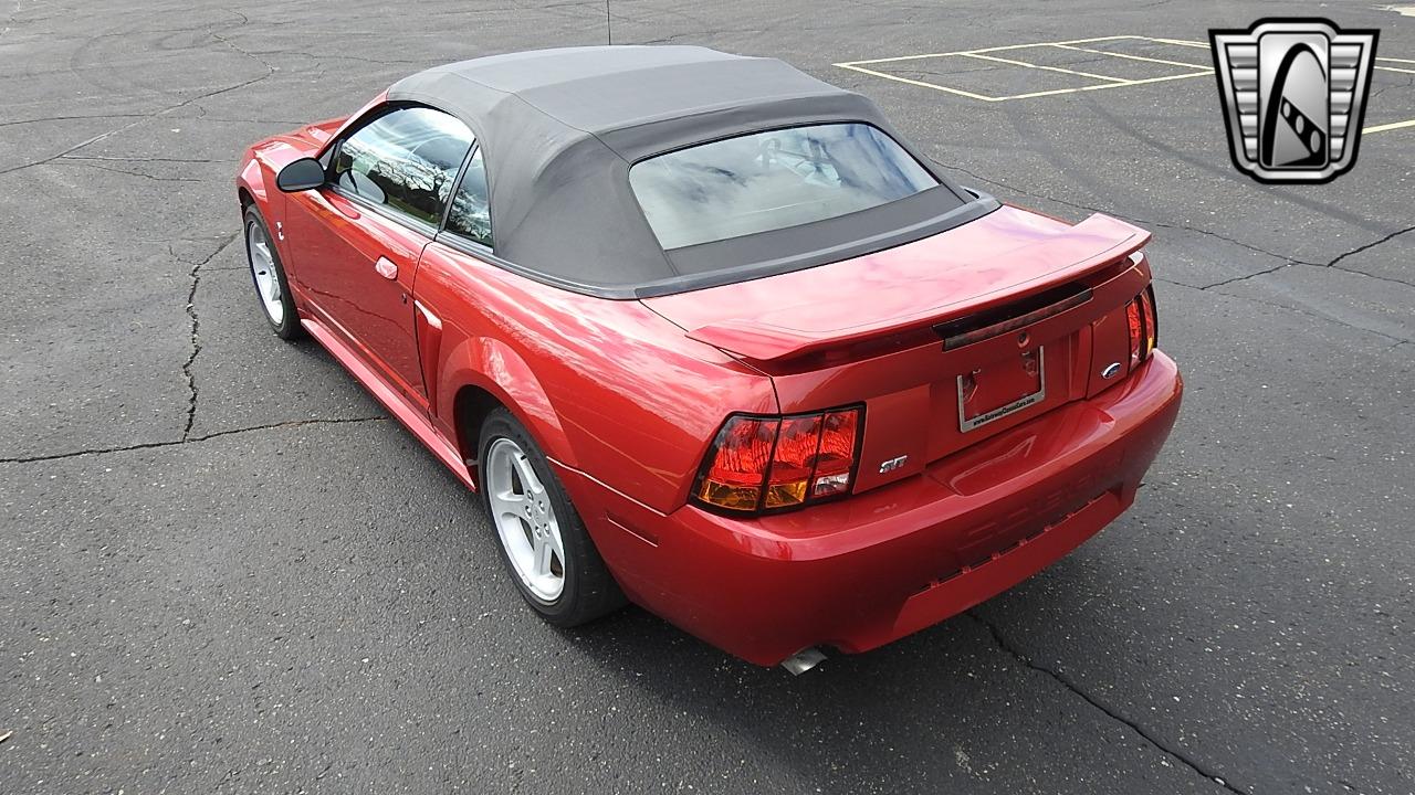 2001 Ford Mustang