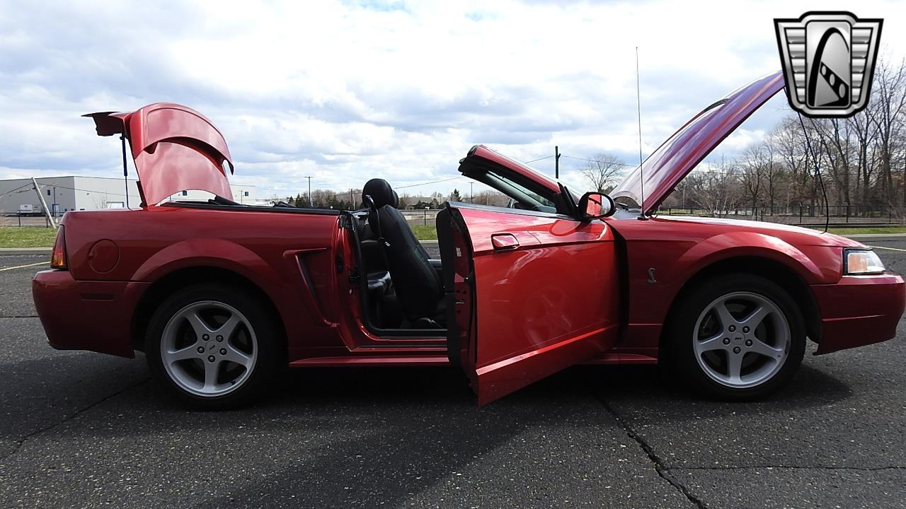 2001 Ford Mustang