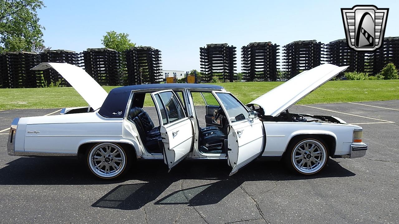 1985 Cadillac Fleetwood