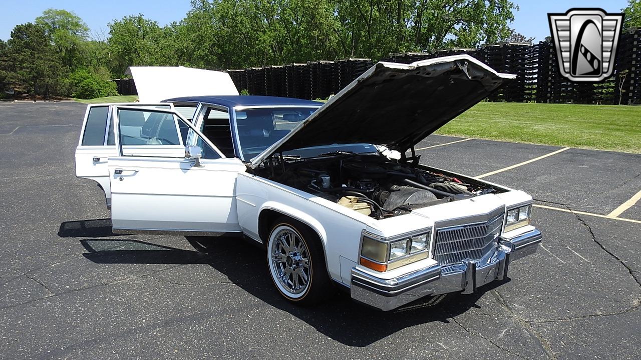 1985 Cadillac Fleetwood