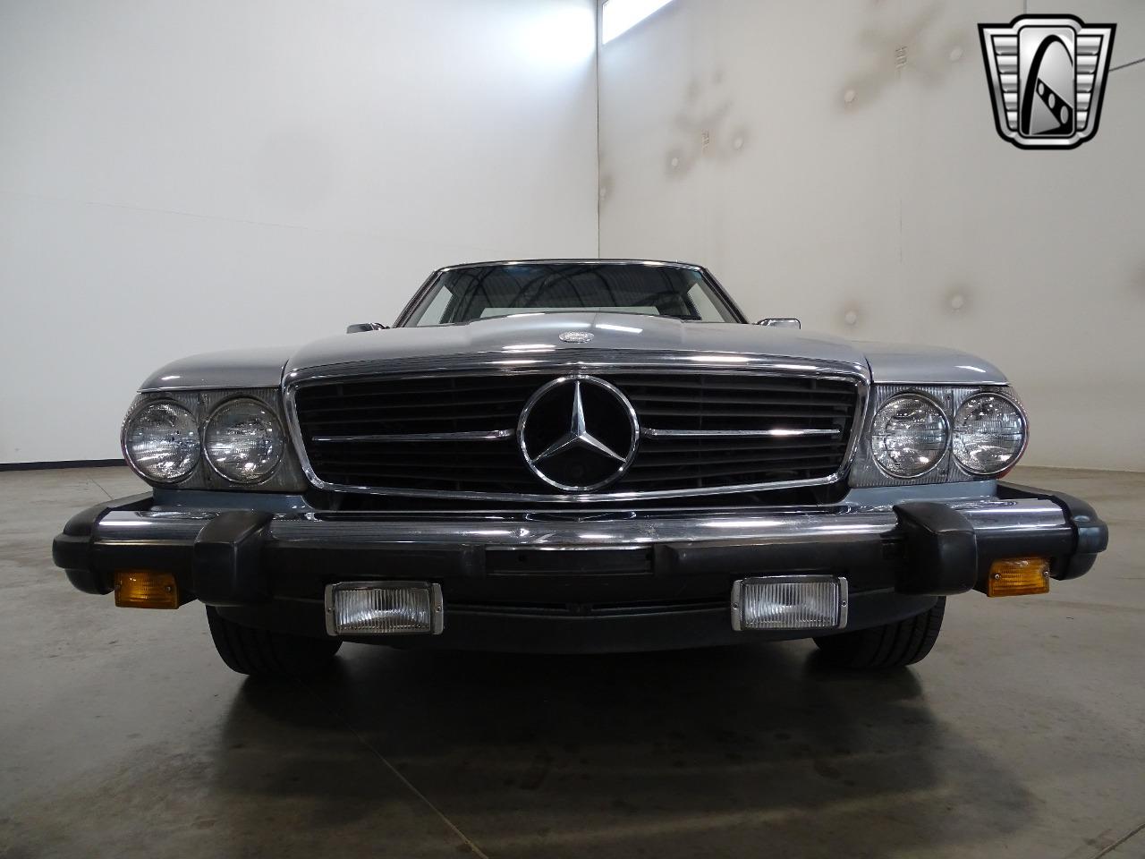 1983 Mercedes - Benz 380SL