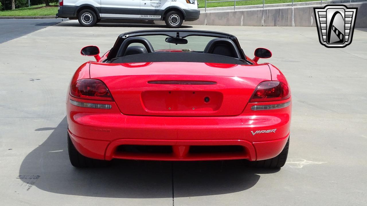 2004 Dodge Viper