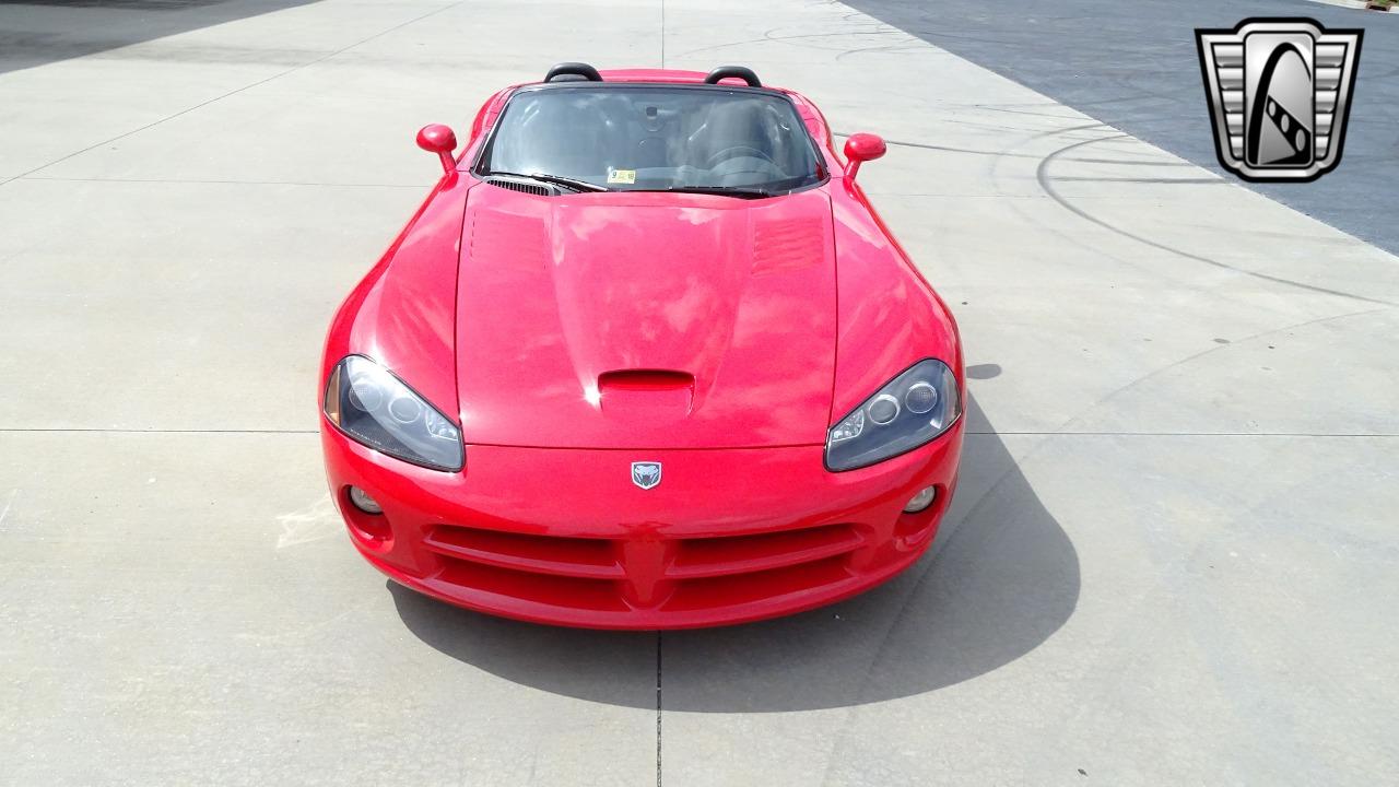 2004 Dodge Viper