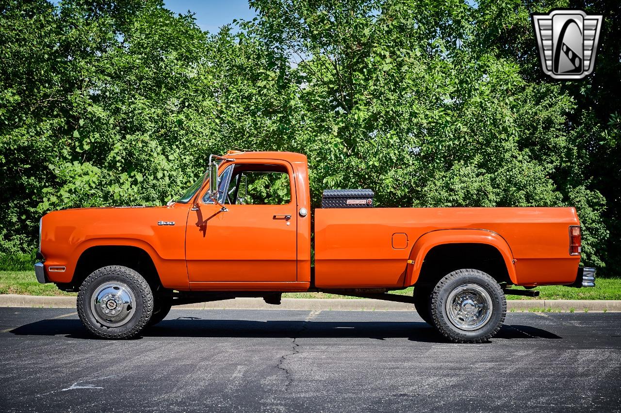 1973 Dodge Power Wagon