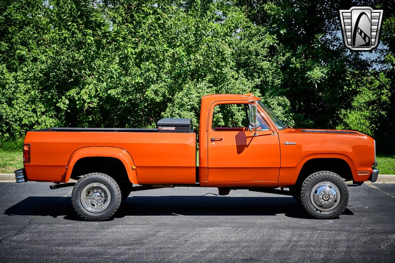 1973 Dodge Power Wagon