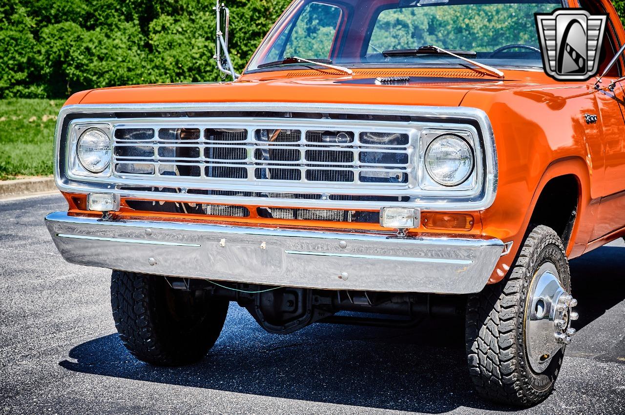 1973 Dodge Power Wagon