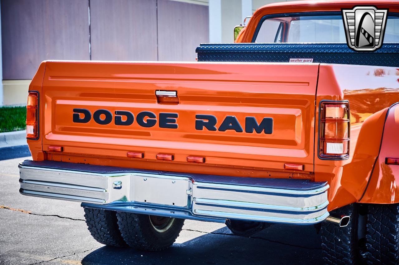 1973 Dodge Power Wagon