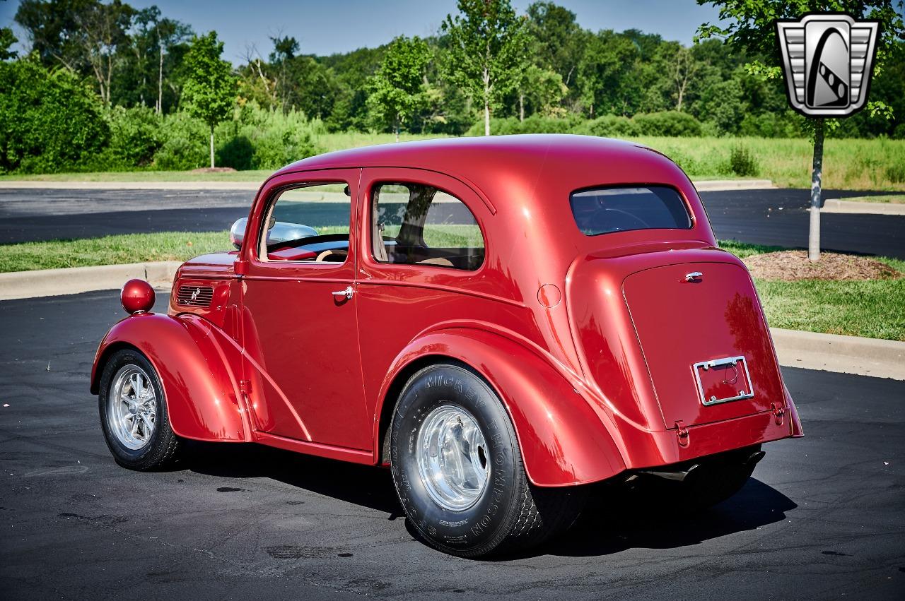 1948 Ford Anglia