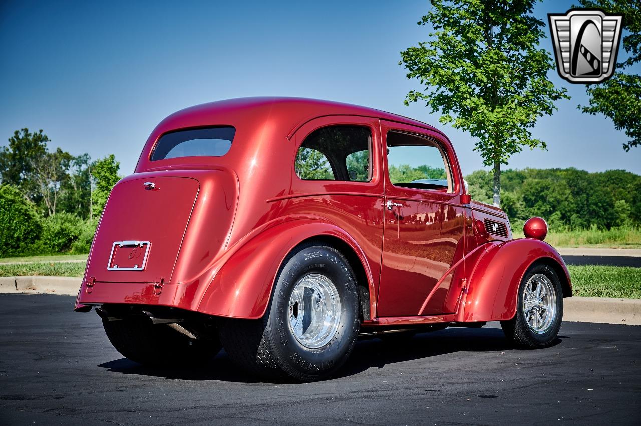 1948 Ford Anglia