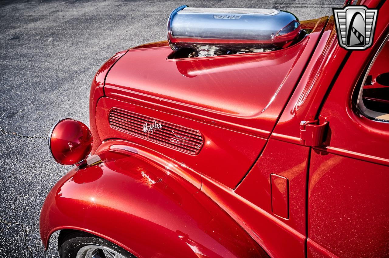 1948 Ford Anglia