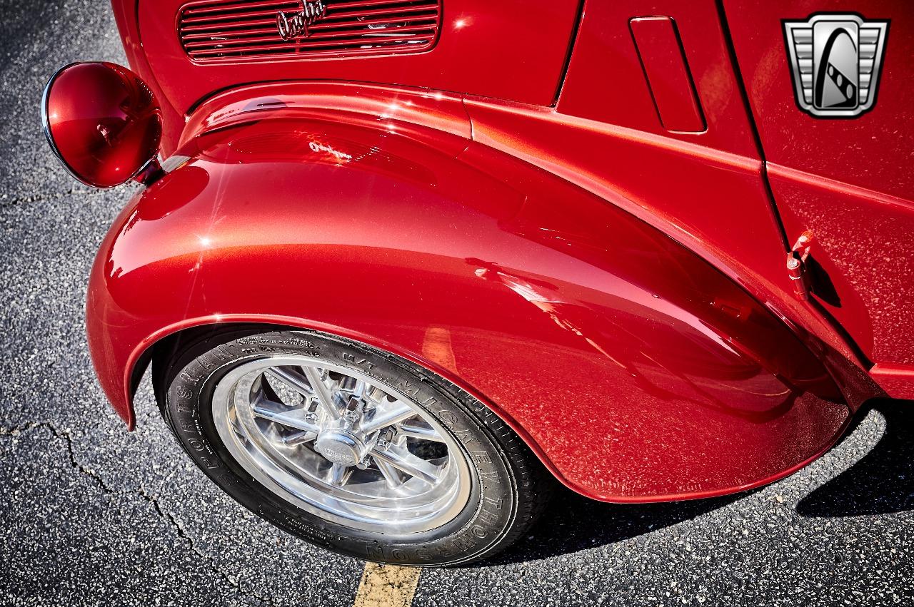 1948 Ford Anglia