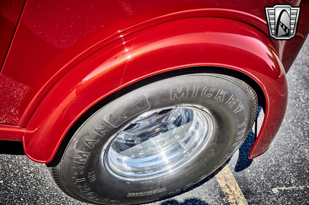 1948 Ford Anglia