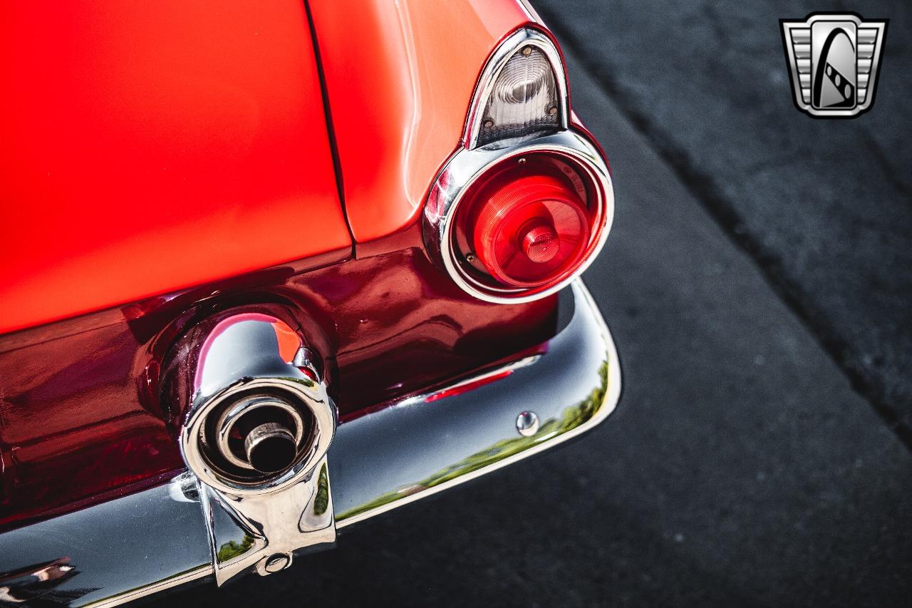 1955 Ford Thunderbird