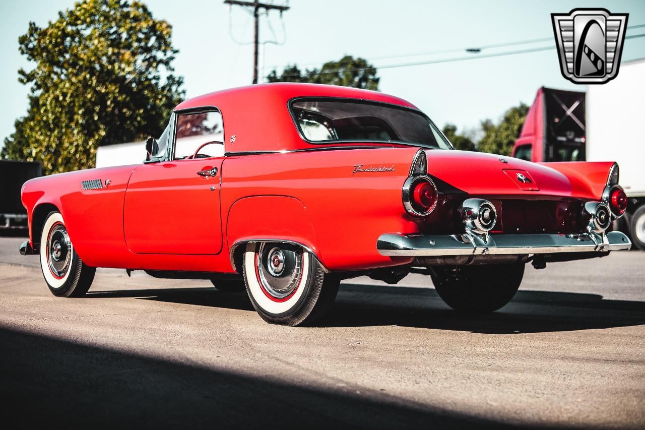 1955 Ford Thunderbird