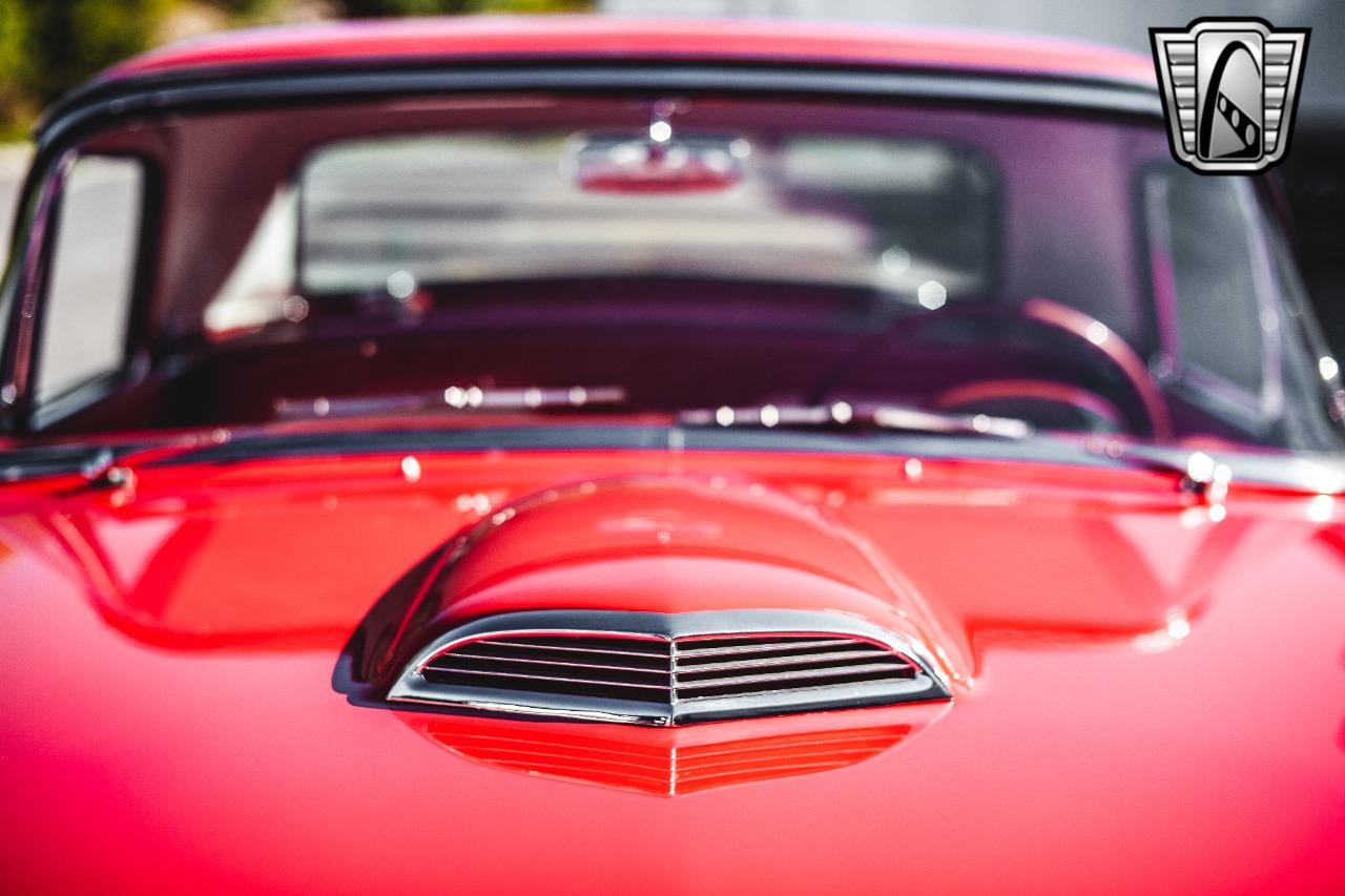 1955 Ford Thunderbird