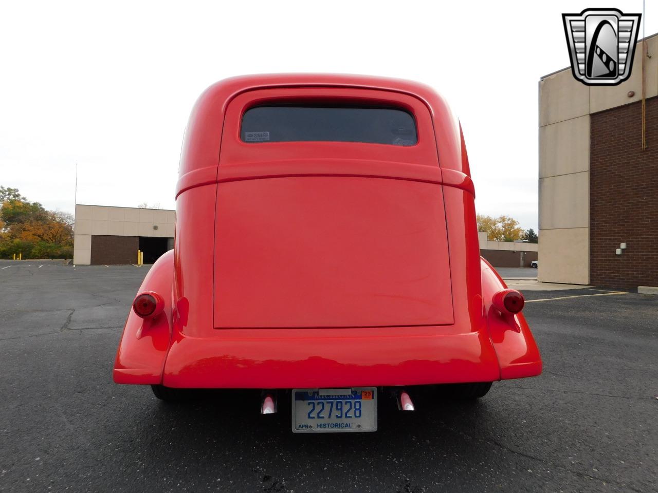 1938 Plymouth Sedan