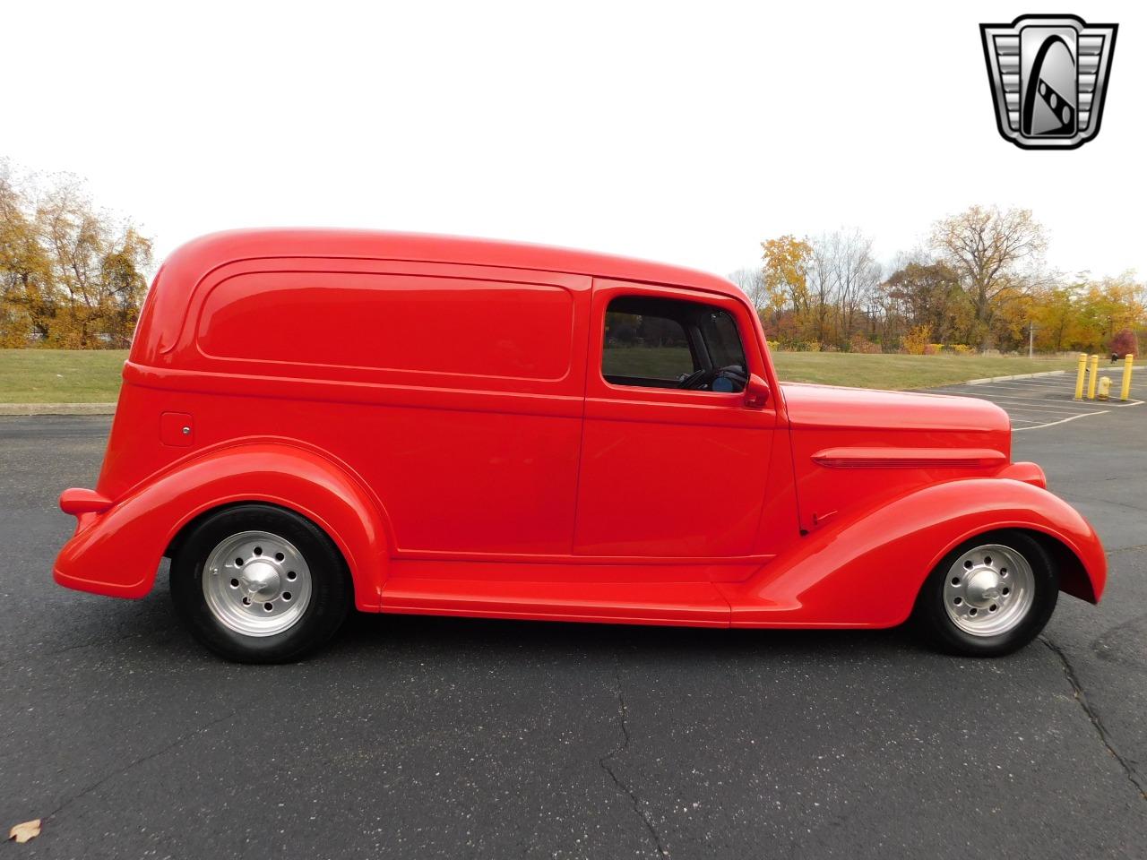 1938 Plymouth Sedan