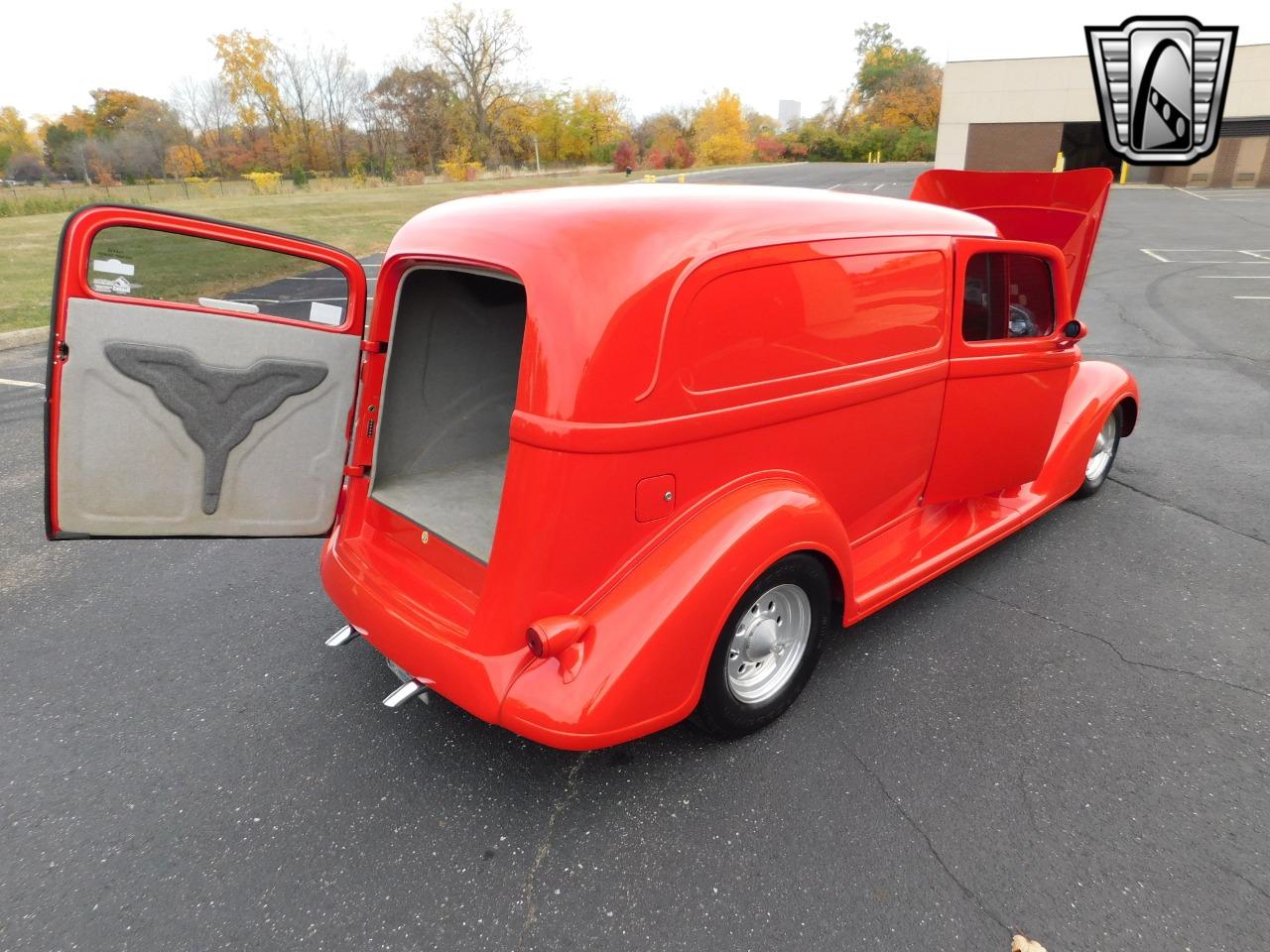 1938 Plymouth Sedan