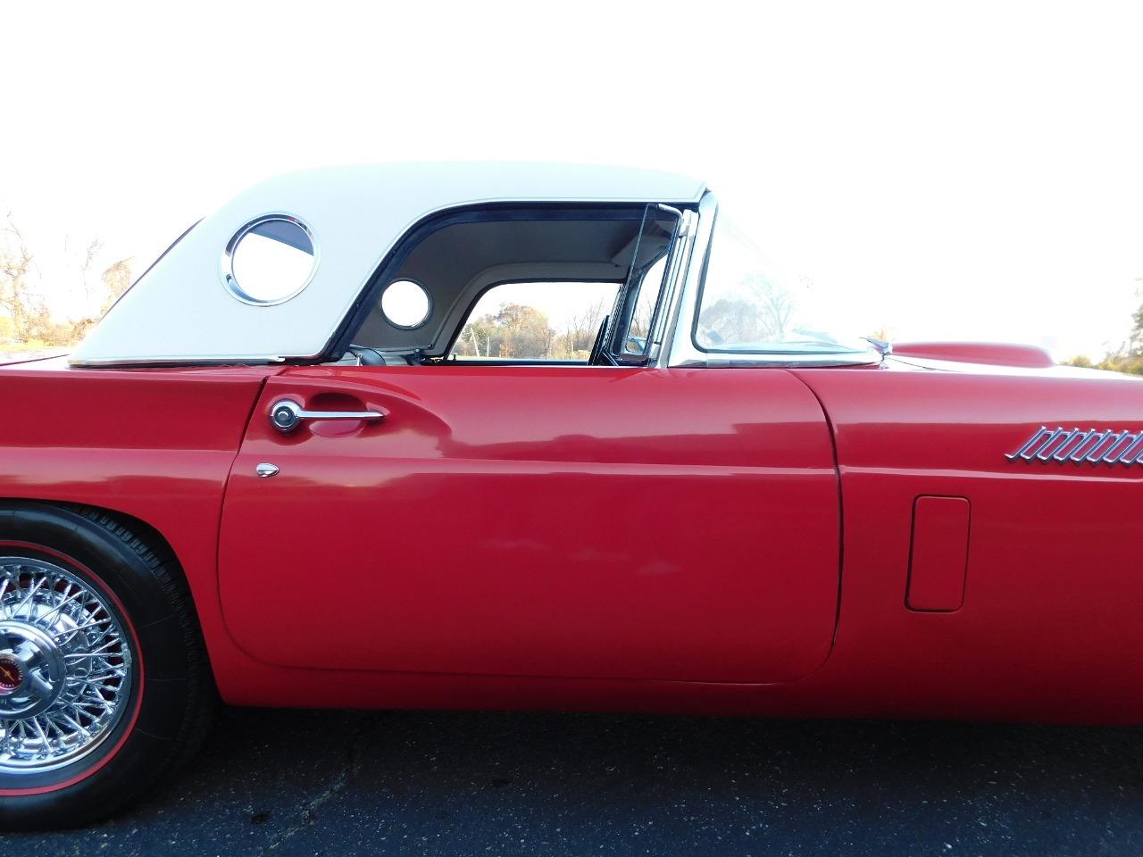 1957 Ford Thunderbird