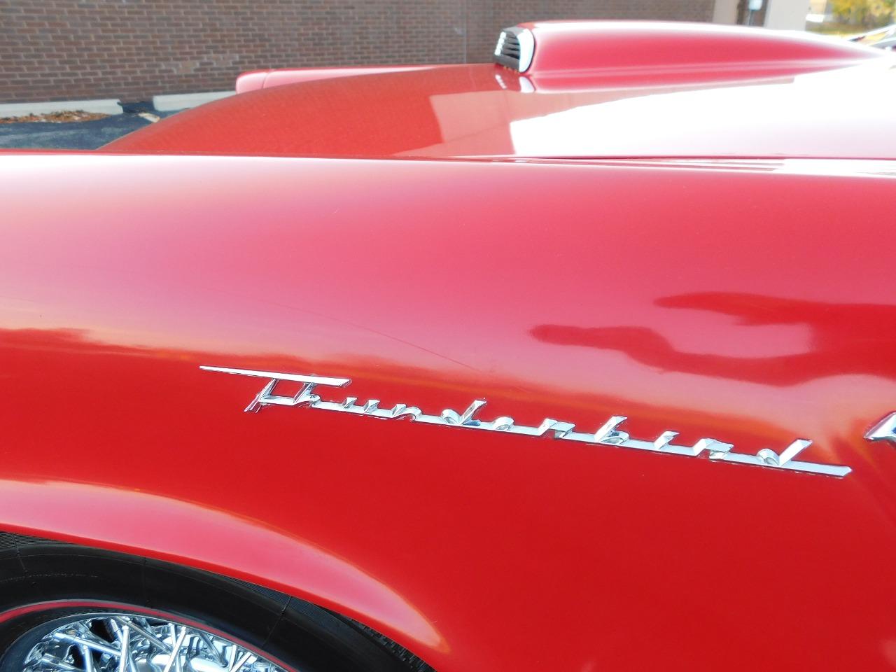 1957 Ford Thunderbird