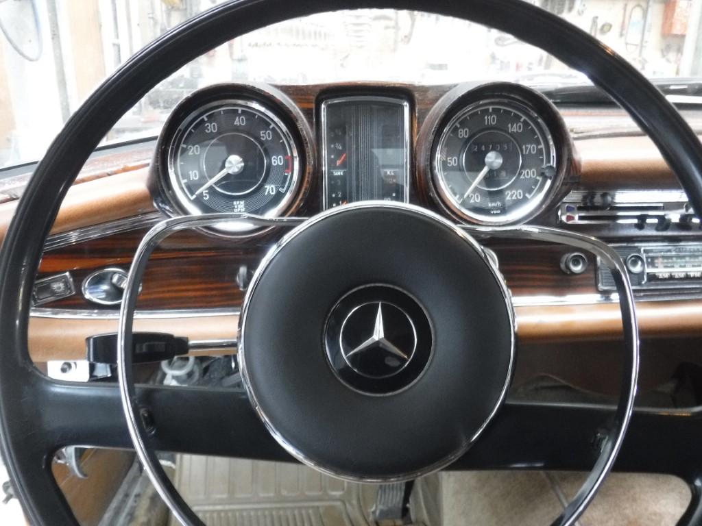 1967 Mercedes - Benz 300SE Coupe no. 9662