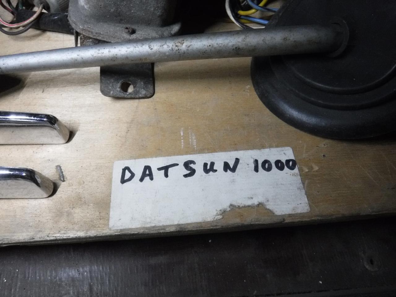 1970 Datsun parts diverse