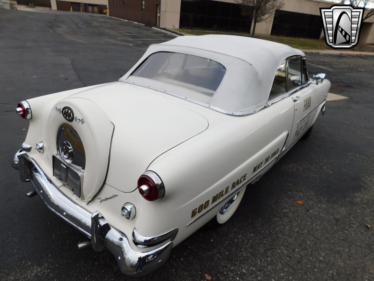 1953 Ford Crestline