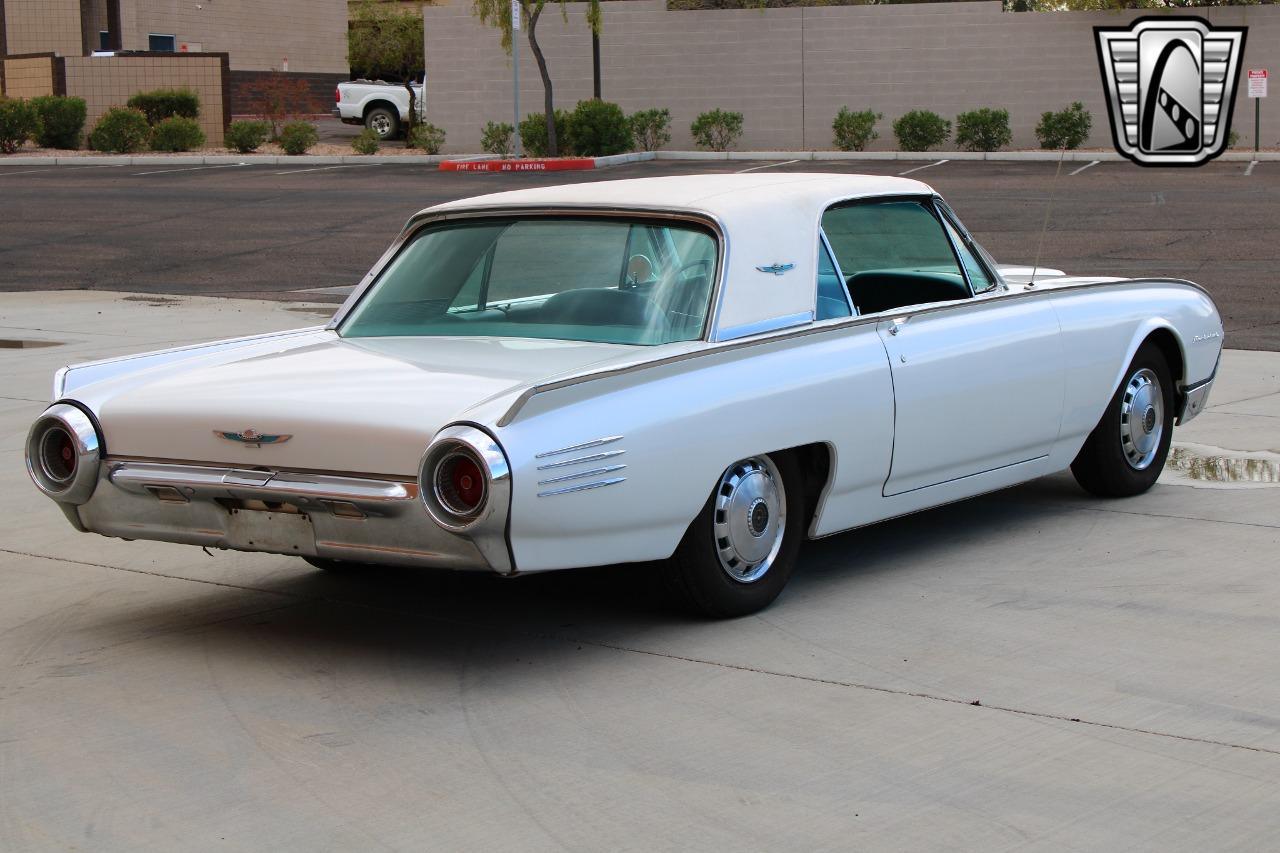 1961 Ford Thunderbird