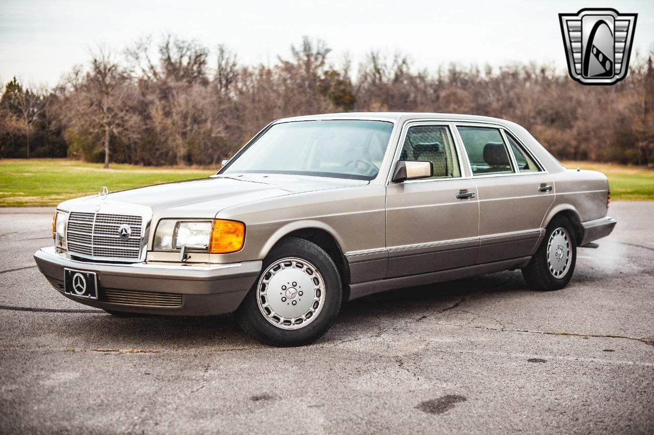 1987 Mercedes - Benz 420SEL