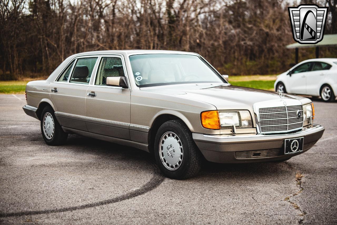 1987 Mercedes - Benz 420SEL