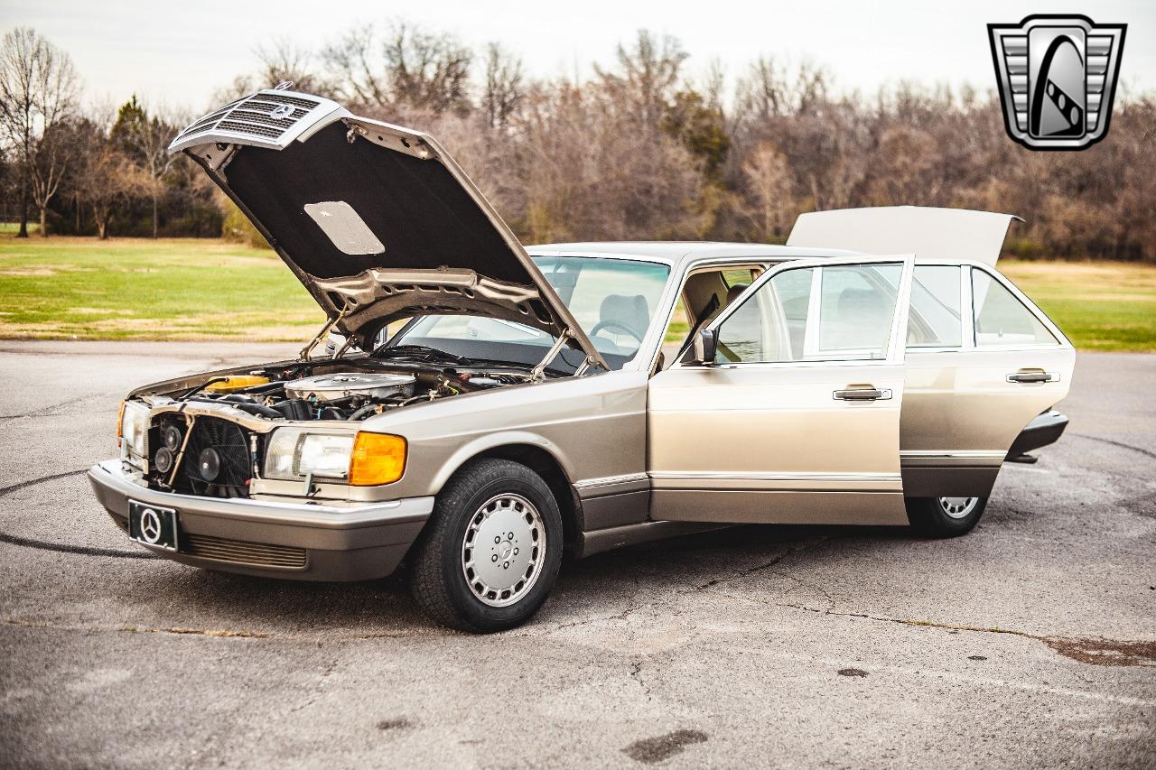 1987 Mercedes - Benz 420SEL