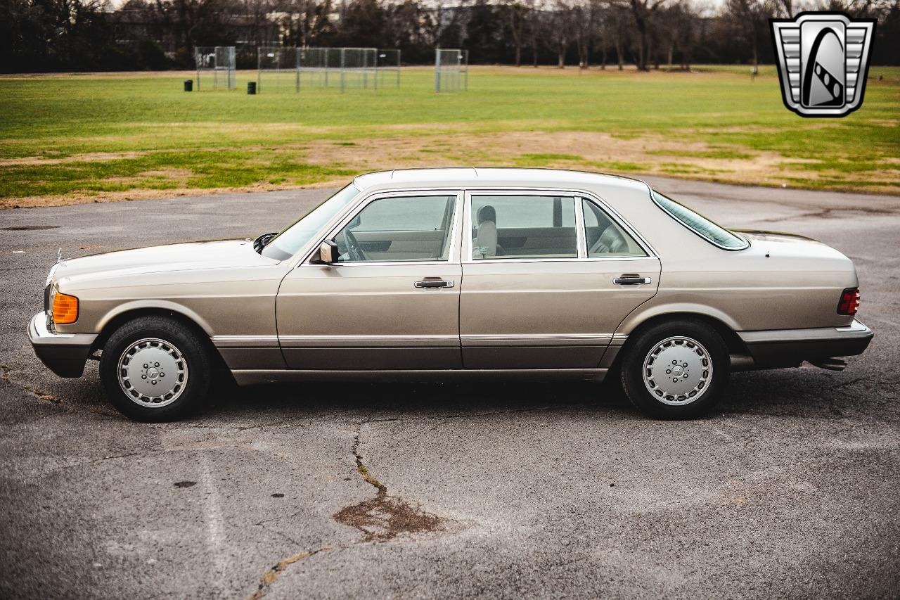 1987 Mercedes - Benz 420SEL