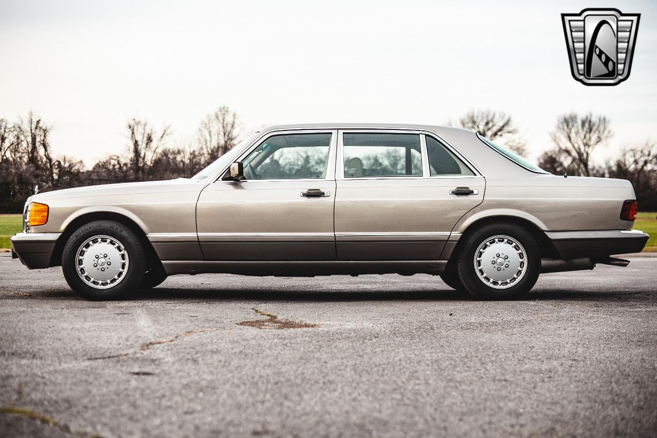 1987 Mercedes - Benz 420SEL