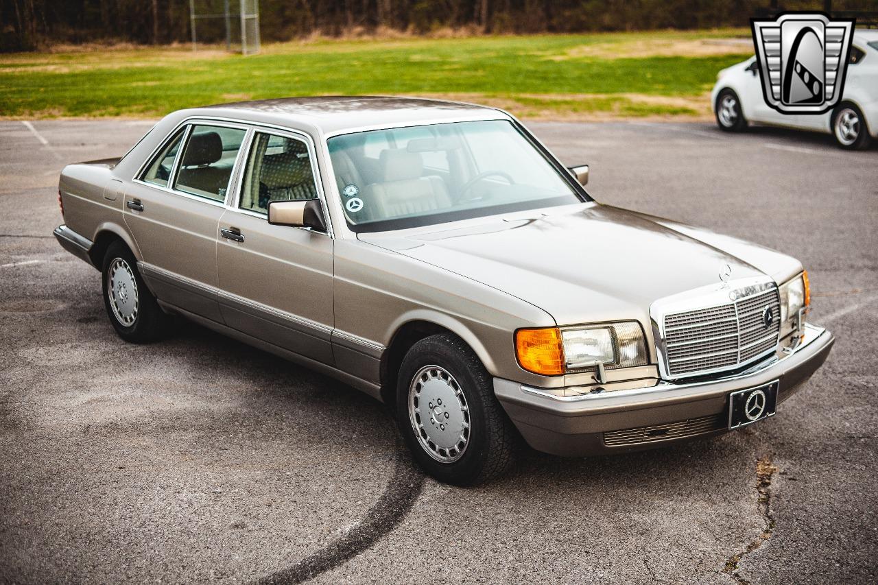 1987 Mercedes - Benz 420SEL